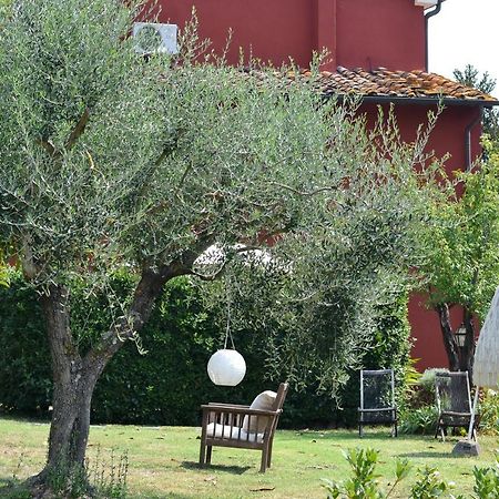 Agriturismo Le Murelle لوكا المظهر الخارجي الصورة