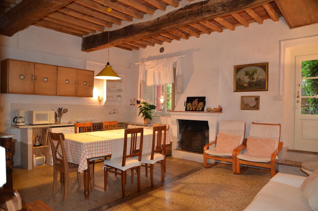 Agriturismo Le Murelle لوكا المظهر الخارجي الصورة