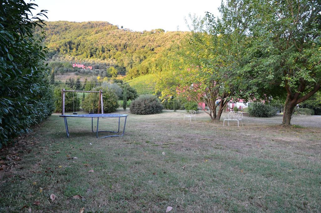 Agriturismo Le Murelle لوكا المظهر الخارجي الصورة